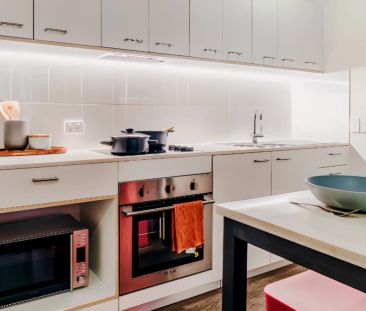 Standard Room in 5-Bed Apartment - Photo 6