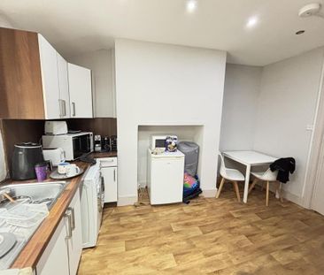 2 bedroom house to rent - Photo 2