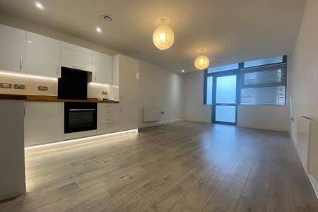 Edinburgh Gate - Photo 2