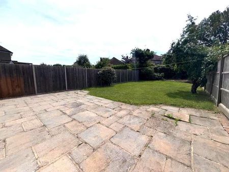 Manor Park Drive, Harrow, HA2 - Photo 5