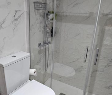 Apartamento de alquiler en Avenida Avenida Inmaculada Concepción, A... - Photo 2