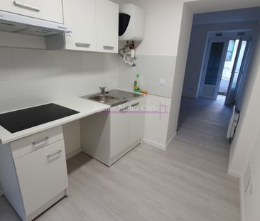 Studio en rez-de-jardin - Photo 1