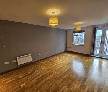 Waters Edge, Canterbury, CT1 - Photo 1