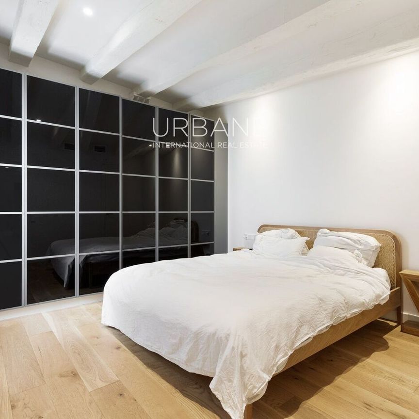 Espectacular Ático Dúplex de Lujo con Terraza Privada en el Corazón de Barcelona - Photo 1