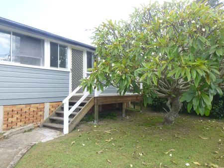 2/42 Beach Street, Harrington NSW 2427 - Photo 4