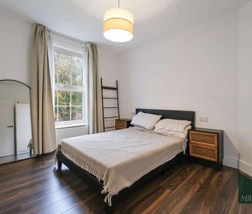 Masefield Crescent, London, N14 - Photo 5