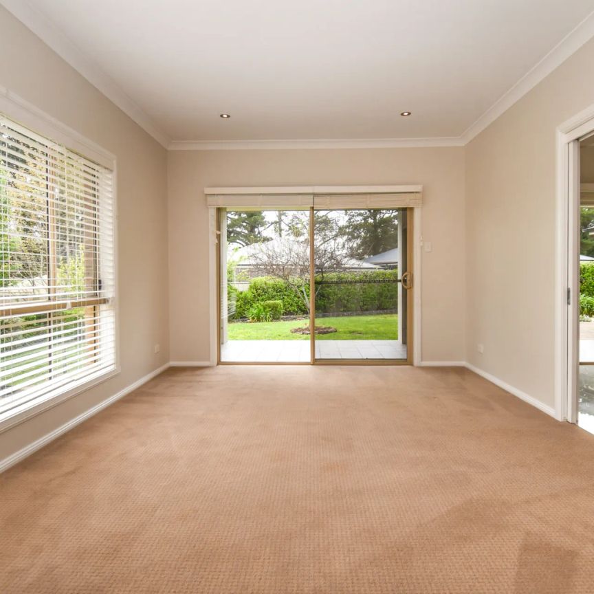 3 Jade Avenue, Orange. - Photo 1