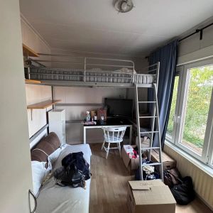 Chambre meublée à Petrus Campersingel, Groningen - À Louer - Photo 2