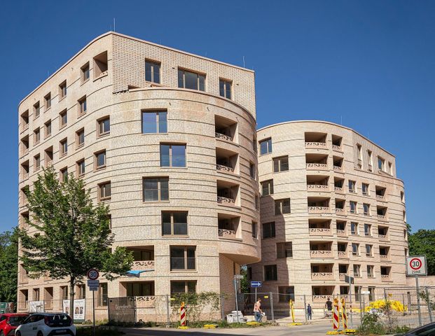 LIST-PELIKAN | ERSTBEZUG | außergewöhnliche 3-Zimmer-Wohnung mit Loggia - Einbauküche auf Wunsch - Foto 1