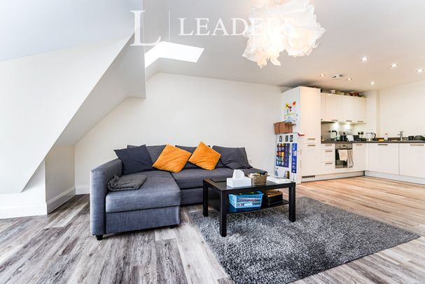 1 bedroom property to rent London Road, Tetbury, GL8 - Photo 1