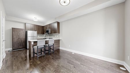 For Lease - 23 Eldora Avenue Unit# 74, Toronto, Ontario - Photo 4