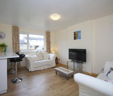 2 bedroom semi-detached bungalow to rent - Photo 3