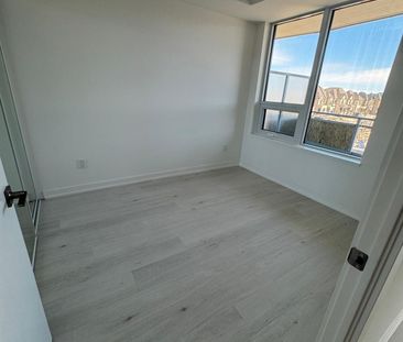 For Lease - 2501 Saw Whet Boulevard Unit# 213, Oakville, Ontario - Photo 2