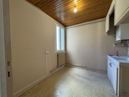 Location Appartement 3 pièces 64m² NARBONNE 11100 - Photo 5