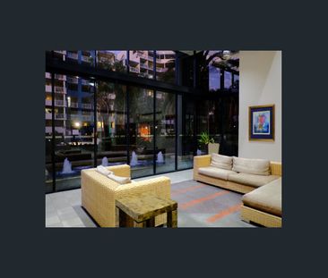 CATHEDRAL PLACE - ONE BEDROOM - FULLY FURNISHED - Photo 3