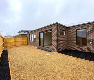 Modern Living at 6 Pinfold Road, Wollert - Photo 5