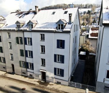 schmucke 4 Zi.-Altbauwohnung im Stadtzentrum - Photo 2