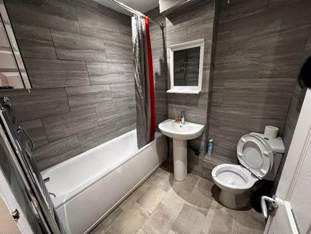 3 bedroom property to rent - Photo 4