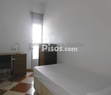 Piso en alquiler en Centro - Photo 3