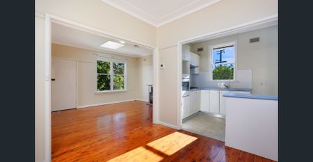 Newly painted Charming Family Home - Photo 3