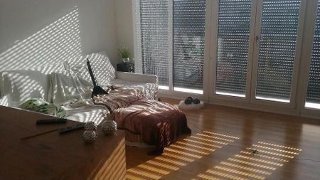 Exklusive 2-Raum-Dachgeschosswohnung (Neubau) – Dresden City - Photo 3