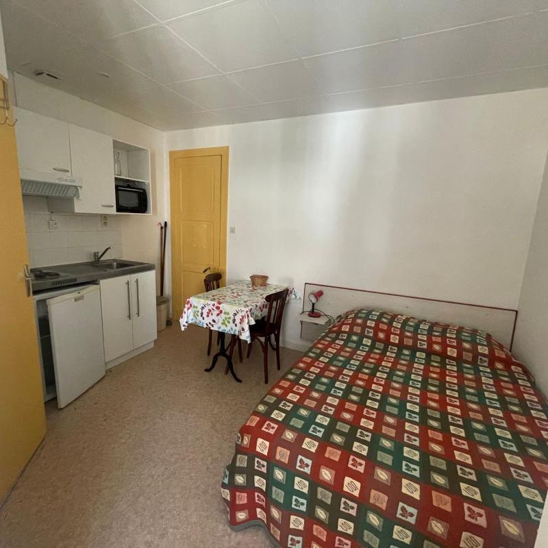 Location Appartement 1 pièce Meublé 13m² DAX 40100 - Photo 1