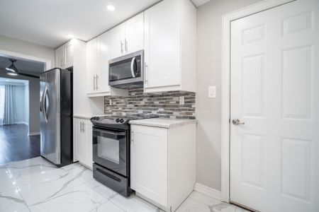 For Lease - 96 Charlotte Street Unit# Main, Hamilton, Ontario - Photo 2