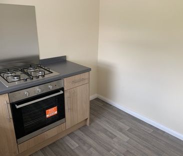 Glapton Lane, Nottingham, NG11 - Photo 2