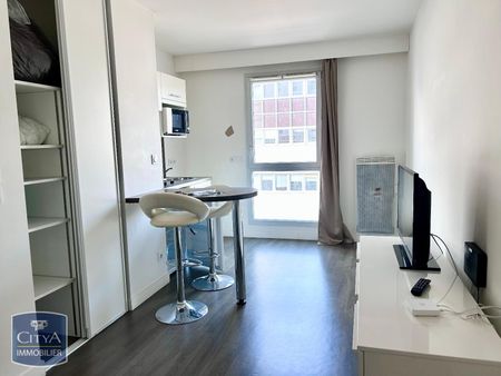 Location Appartement 1 pièce 26m² TOURS 37000 - Photo 2