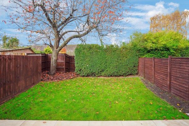 2 bedroom semi-detached house to rent - Photo 1