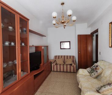 Piso de alquiler en Calle Villar y Macías, Sancti Spiritus - San Juan - Photo 3