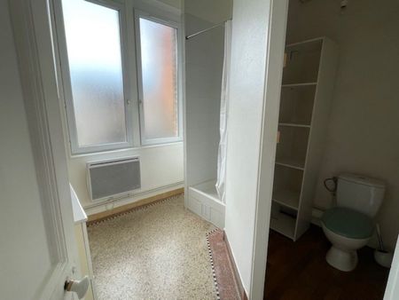 A DEUX PAS DE LA BASILIQUE TYPE 3 DANS IMMEUBLE ART DECO - Photo 4