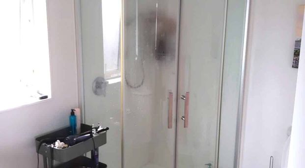 Modern 4-Bedroom Family Home - Photo 1