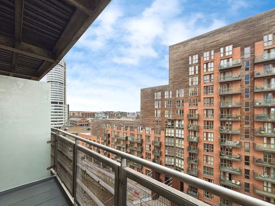 2 bedroom apartment to rent - Photo 1