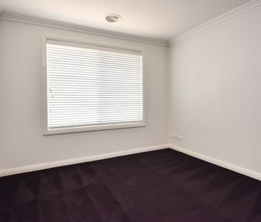 13 Kaleno Way, Orange. - Photo 2