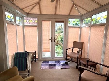 3 bedroom bungalow to rent - Photo 3