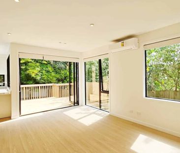 Short term Townhouse in Forrest Hill - Photo 4