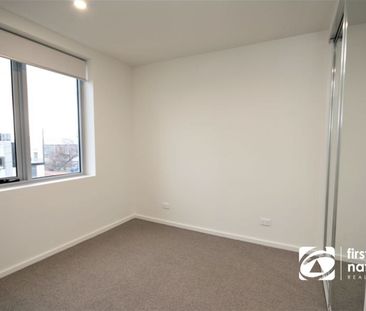 Live The Luxurious Lifestyle - Photo 2