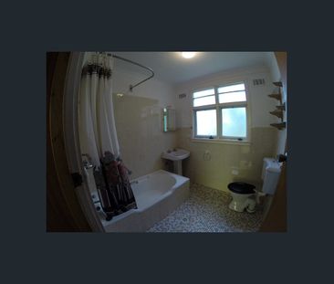 Family Home with Views! - Photo 3