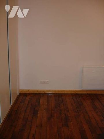 APPARTEMENT / PLACE DE L'HOTEL DE VILLE - Photo 2