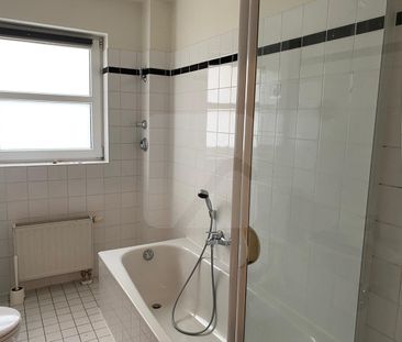 Lüdenscheid: Moderne 3-Zimmer-Dachgeschoss-Wohnung mit kleinem Balkon - Photo 4