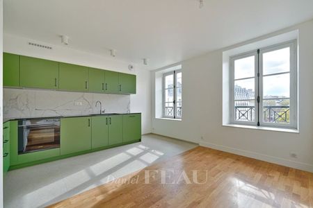 Appartement • Elysées-Madeleine - Photo 2