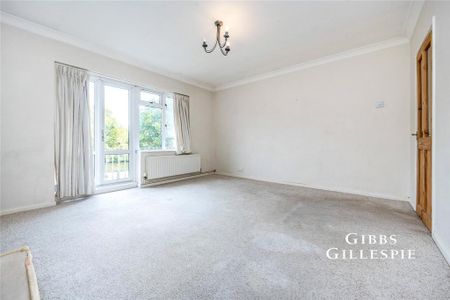 2 bedroom flat to rent - Photo 2