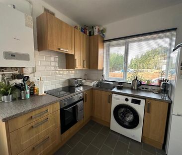 1 bedroom flat to rent - Photo 4