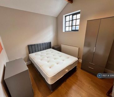 1 bedroom in a house share to rent - Photo 4
