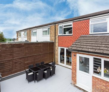 Hithercroft Road, High Wycombe - Photo 1