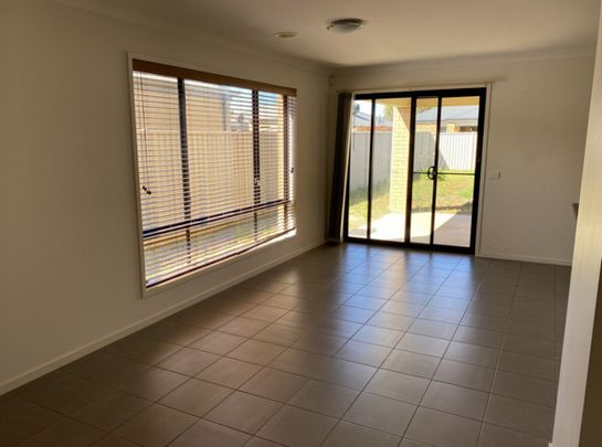 9 Teatree Place, KIALLA VIC 3631 - Photo 1