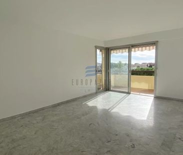 À louer – Appartement 3 pièces vide – Lumineux – Val Fleuris - Photo 2