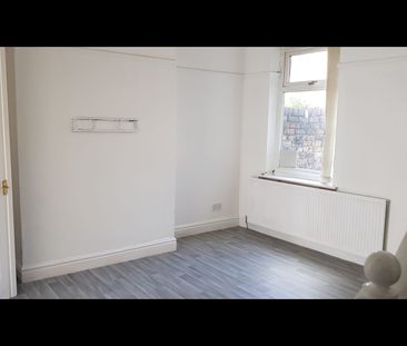 2 Bed Terraced House, Larch Road, CH42 - Photo 4