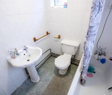4 bedroom house to rent - Photo 5